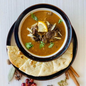 Braised Beef with Naan Bread
