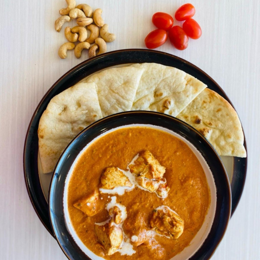 Butter Chicken with Naan Bread