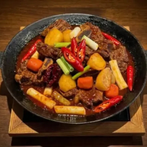 Sikgam Spicy Beef Galbijjim 식감 소문난 매운 소갈비찜