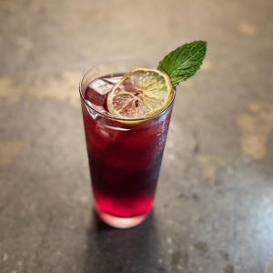Pomegranate Sparkling Refresher 석류 리프레셔
