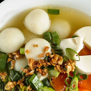 P57. B&uacute;n Chả C&agrave; Nước L&eacute;o