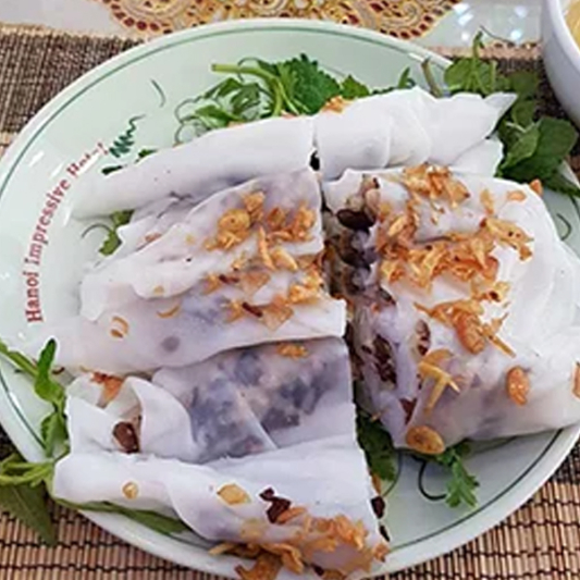 A3. Vietnamese Rice Crepes with BBQ Pork / B&aacute;nh Cuốn
