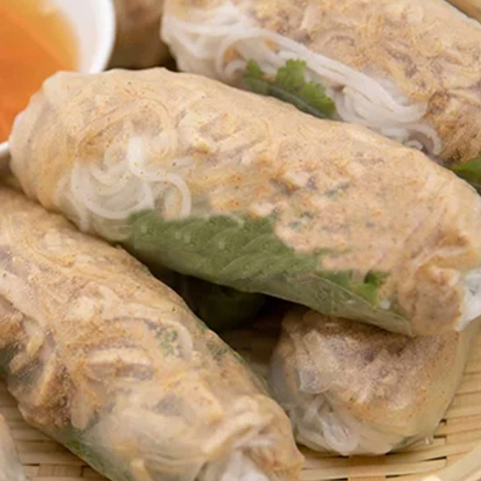 A6. Shredded Pork & BBQ Pork Fresh Rolls (2 pcs) / Bi Cu&ocirc;n (2 pcs)