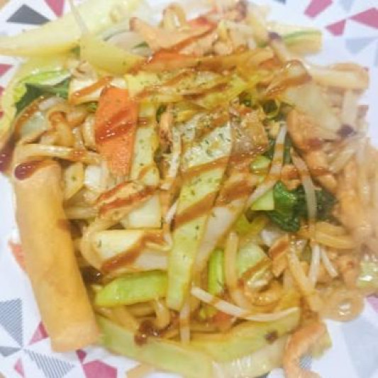 Chicken Stir-Fried Udon