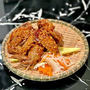 Chicken Wings / C&aacute;nh G&agrave; Chi&ecirc;n