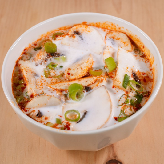 S2. Award Winning (Tom Kha Soup) (Lunch)