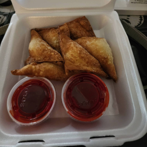 Crab Rangoons (5 pcs)