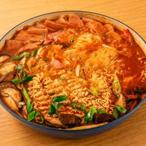 Army Stew for 2 부대찌개전골  2인분