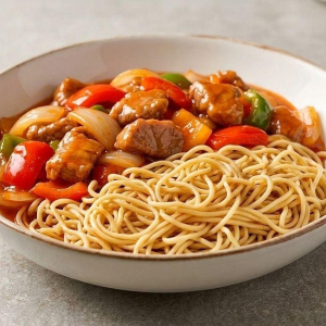 Tomato Beef Chow Mein