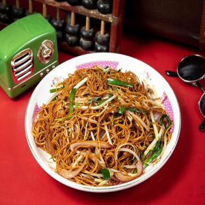 Soy Sauce & Bean Sprout Thin Noodles