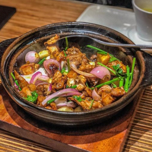 Sizzling Chicken with Chinese Sausage