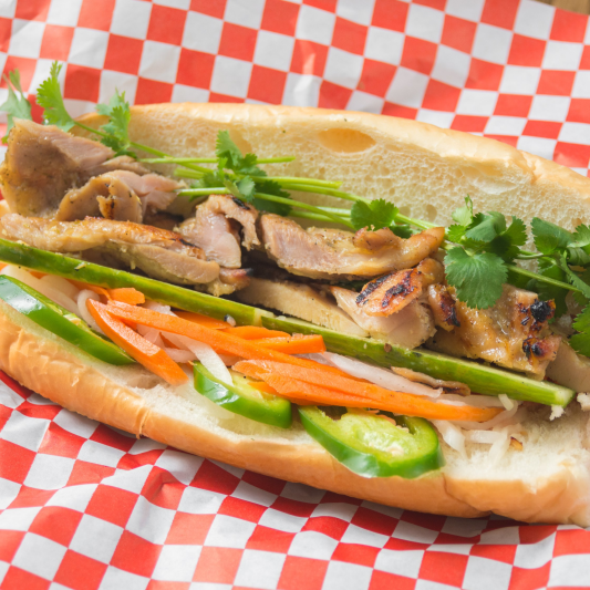 Bm1. Chicken Banh Mi
