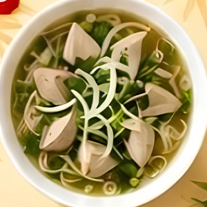 P3. Meatball Noodle Soup / Phở B&ograve; Vi&ecirc;n