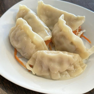 A6. Steamed Pork Dumplings (5 pcs)
