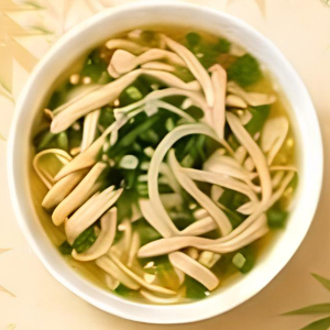 P2. Chicken Noodle Soup / Phở G&agrave;