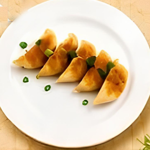 A6. Fried Pork Dumplings (5 pcs)