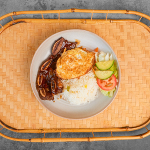 C2. Cơm Sườn B&ograve; Nướng