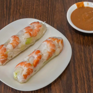 A1. Shrimp Summer Rolls (2 pcs) / Tom Gỏi Cuốn
