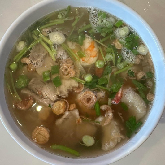 M1. M&igrave; Ho&agrave;nh Th&aacute;nh