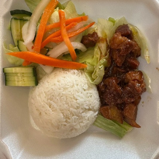 C6. Thịt Ba Rọi Ch&aacute;y Tỏi