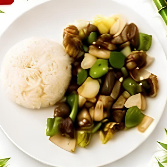 C3. Cơm B&ograve; L&uacute;c Lắc