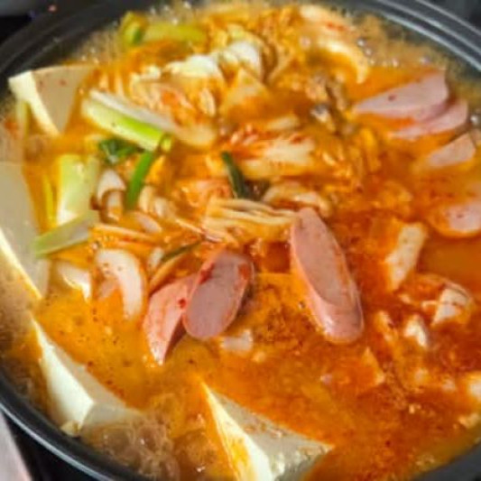 Korean Army Stew / 부대찌개