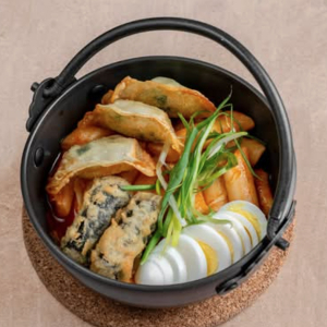 Tteokbokki Combo (Spicy Rice Cake Combo)