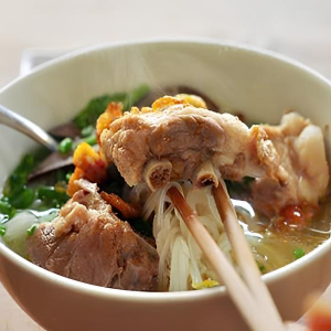 Hủ Tiếu Sườn