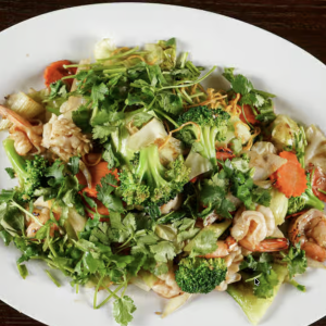 Stir-Fried Egg Noodles - M&igrave; X&agrave;o