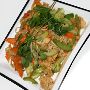 1M. Chicken Stir-Fried Noodles - Mi Xao Ga