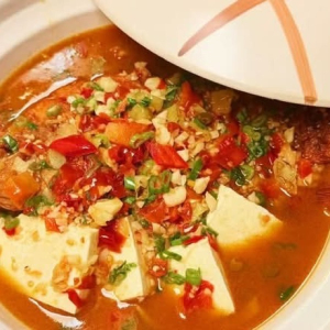 Stewed Fish with Chopped Chili 剁椒鱼锅