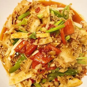 Beef Tripe with Beef Aorta 黄喉炒牛肚 