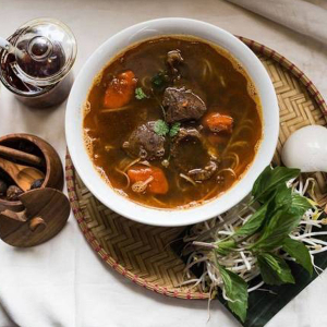 Beef Stew Pho / Phở B&ograve; Sốt Vang