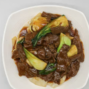 Beef Chow Foon Wet (Saucy) / 濕炒牛河