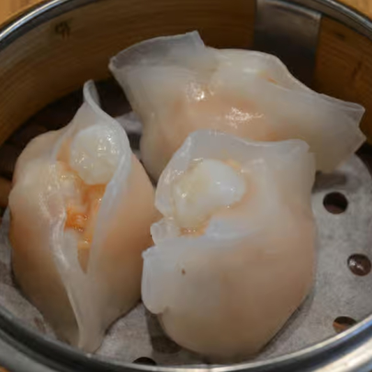 Steamed Scallop Dumplings / 帶子餃