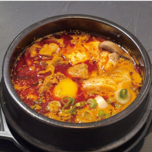 41. Spicy Soft Tofu Stew with Pork 돼지고기 순두부찌개