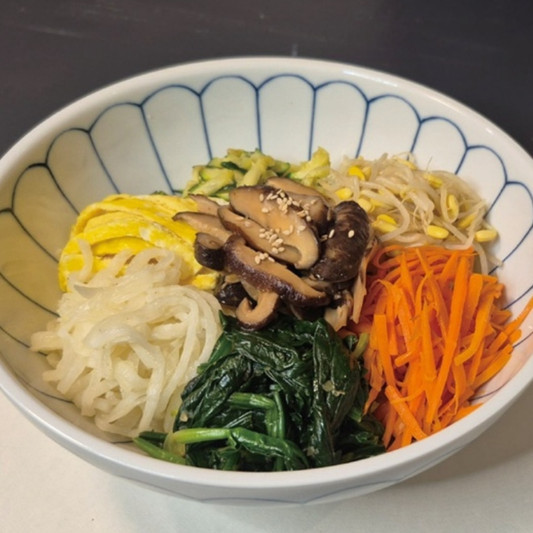 30. Vegetable Bibimbap  나물 비빔밥