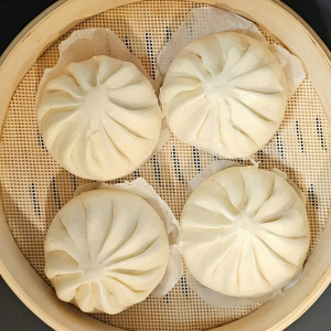 30. Steamed BBQ Pork Bun (4 pcs)
