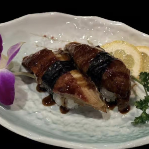 Freshwater Eel Sushi (2 pcs)
