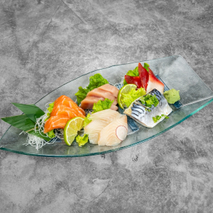 Assorted Sashimi (15 pcs)