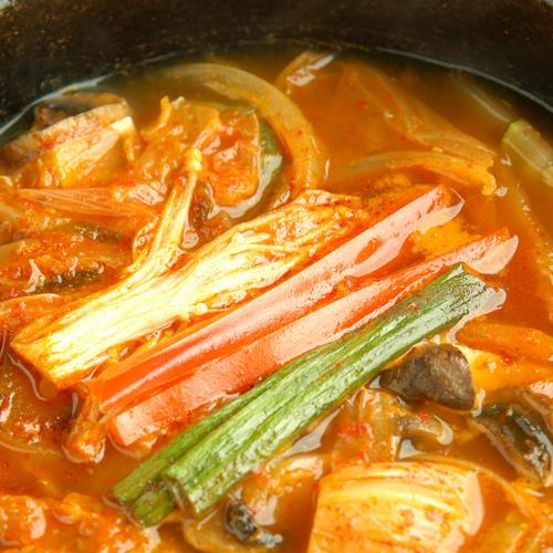 Kimchi Chigae