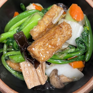 Buddha&rsquo;s Delight Assorted Vegetable Hot Pot 羅漢齋煲
