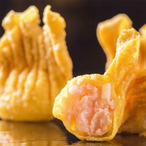 21. Deep-Fried Shrimp Dumplings 炸龍蝦角