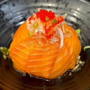 Salmon Bowl (Sake Don)