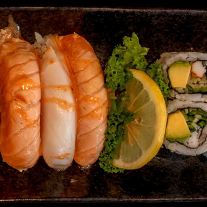 Ichi Sushi Set (11 pcs)