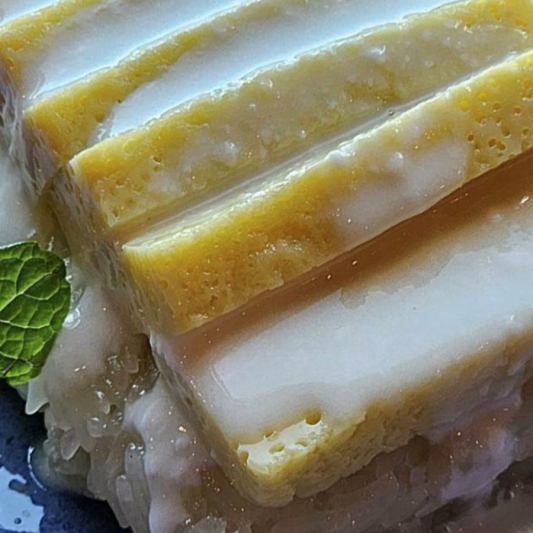 D4. Sweet Sticky Rice with Egg Custard