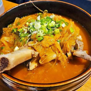 Spicy Beef Rib Soup 매운 갈비탕