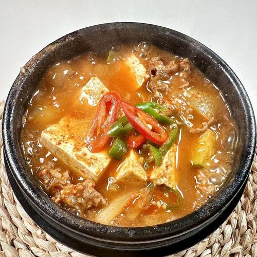 Soy Bean Paste Stew with Brisket 차돌 된장찌개 