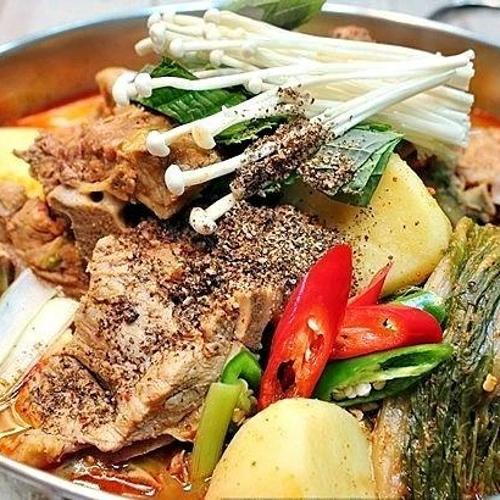 Spicy Pork Bone Pots 감자탕 전골 