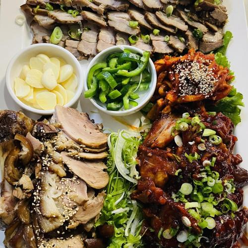 Jokbal + Bossam (Set) 족발 + 보쌈